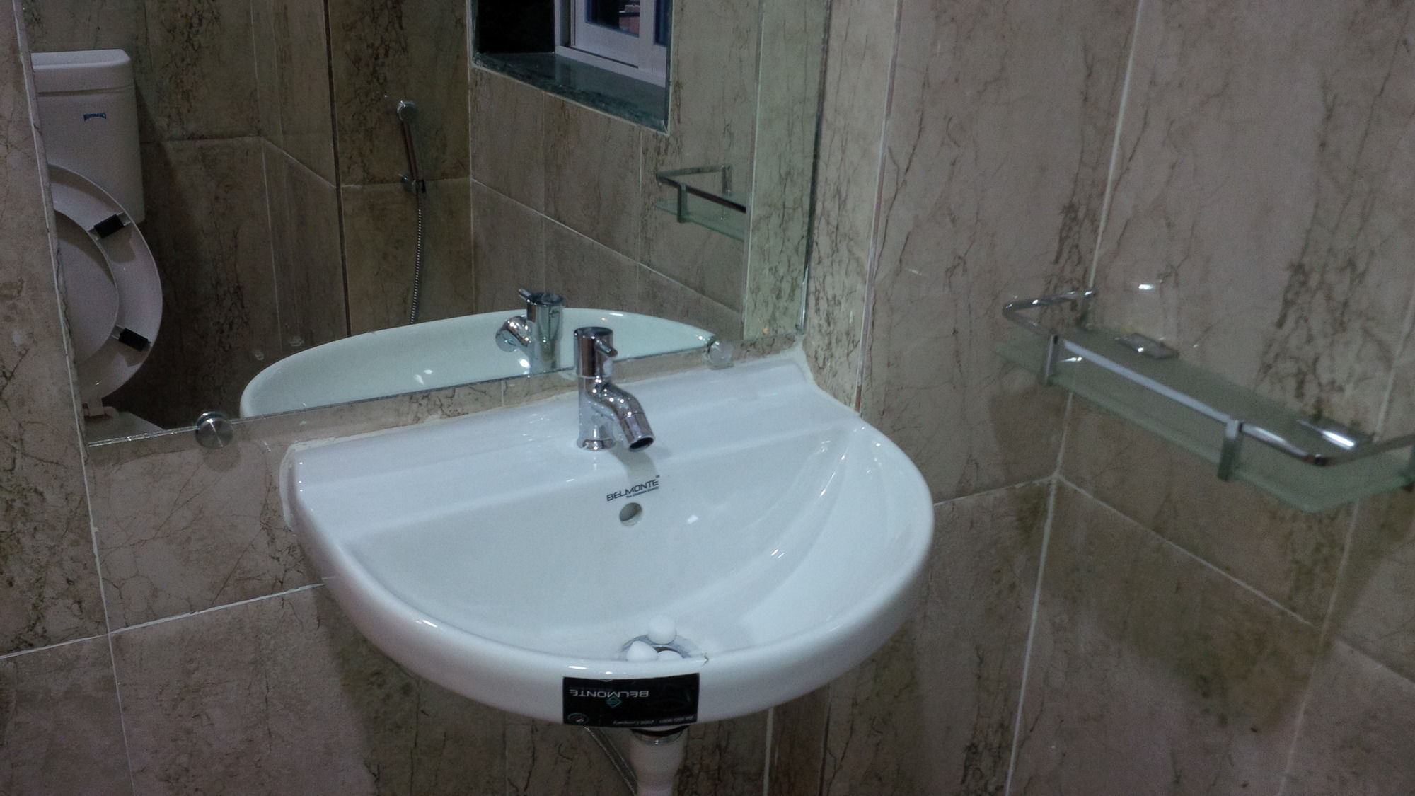 Hotel Blue Bird Colaba Mandve Exterior photo